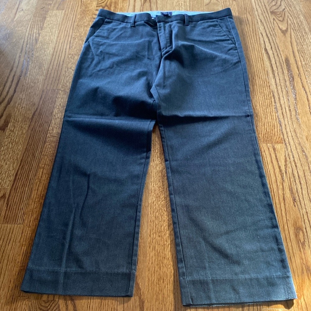 Mens Gap khakis